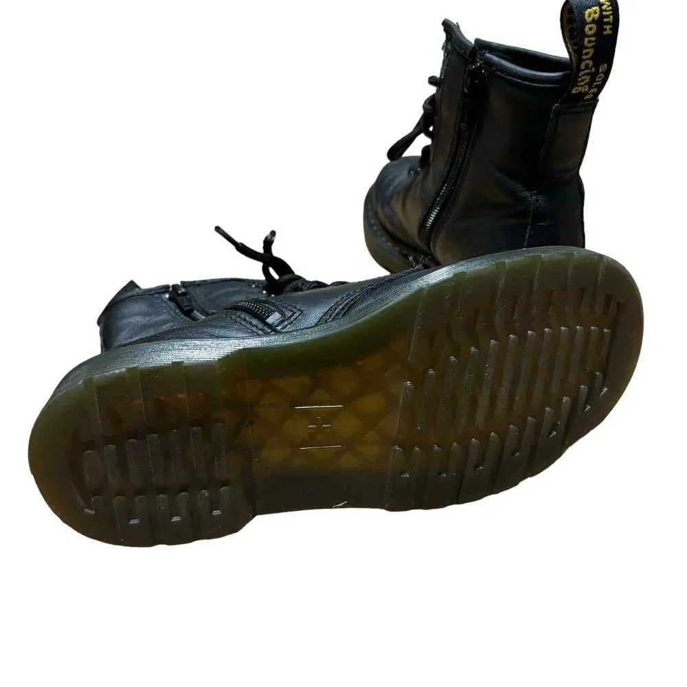 Dr‎ Martens 1460 J Black Smooth Leather Boots 8 Eye Big Kid Size 2